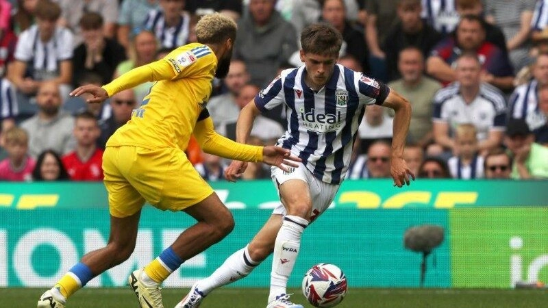 West Brom gặp thách thức trước Charlton